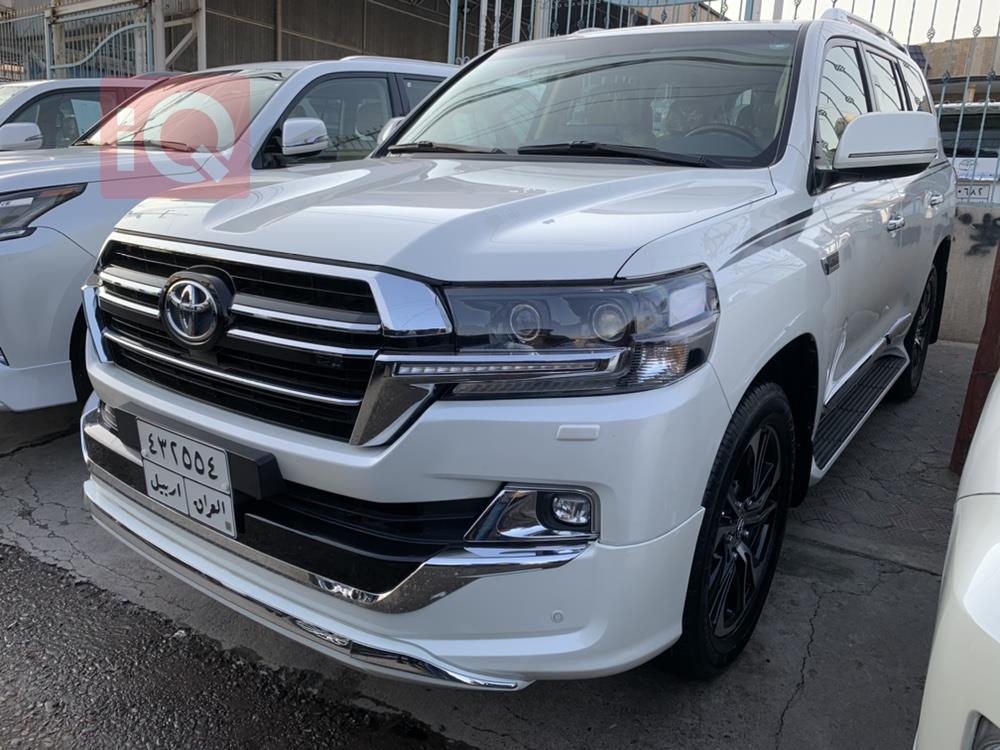 تويوتا لاندكروزر